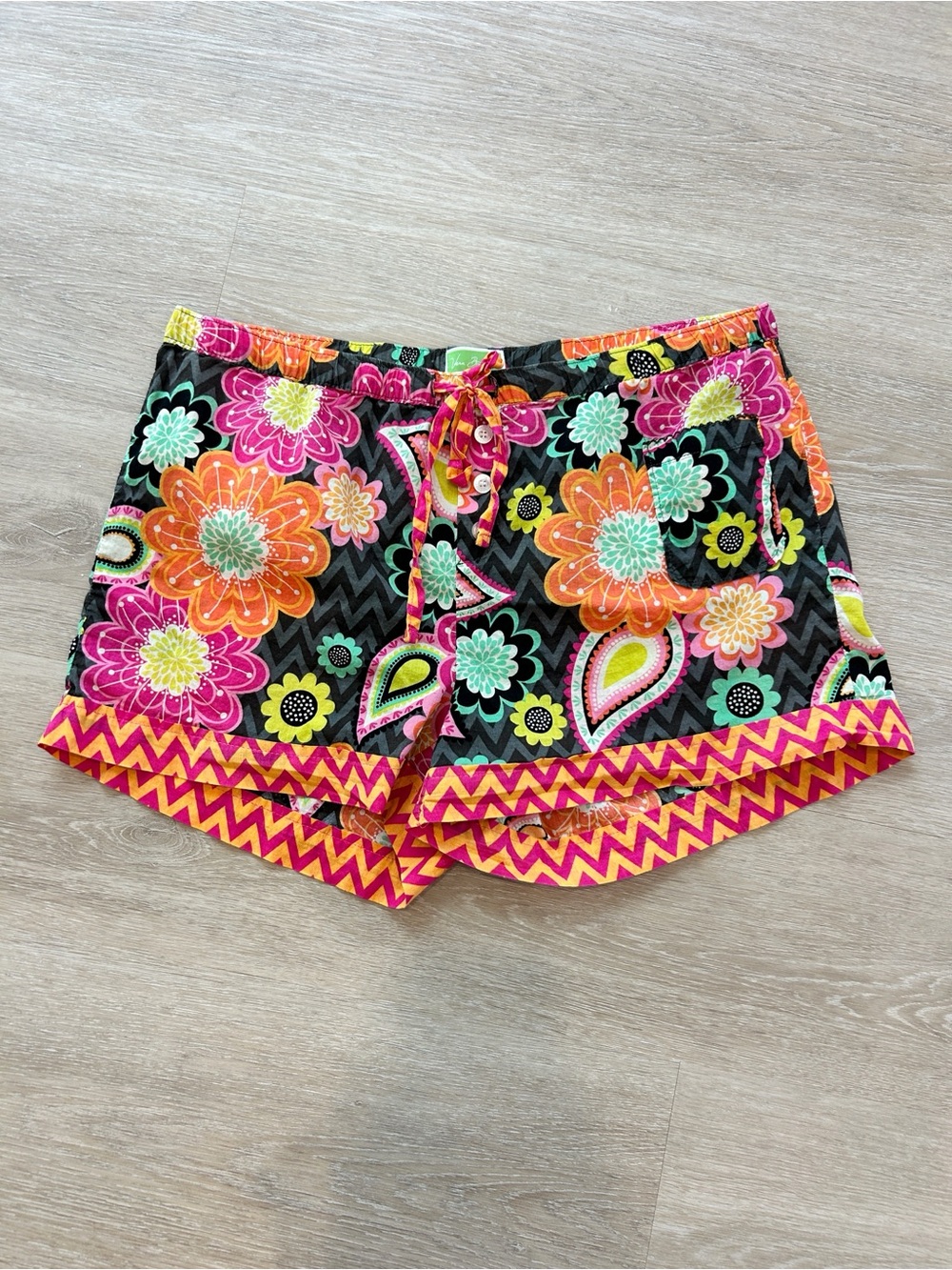Vera Bradley Ziggy Zinnia multicolored floral print boxer pajama shorts Large